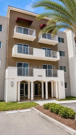 Paradise Pointe, 11050 SW 196th St #405, Cutler Bay, Florida 33157, image 2