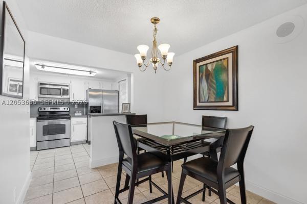 Oceanfront Plaza, 2625 Collins Ave #702, Miami Beach, Florida 33140, image 1