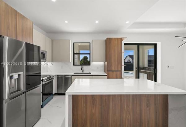 Cape Coral, 409 NW 25th Pl, Cape Coral, Florida 33993, image 3