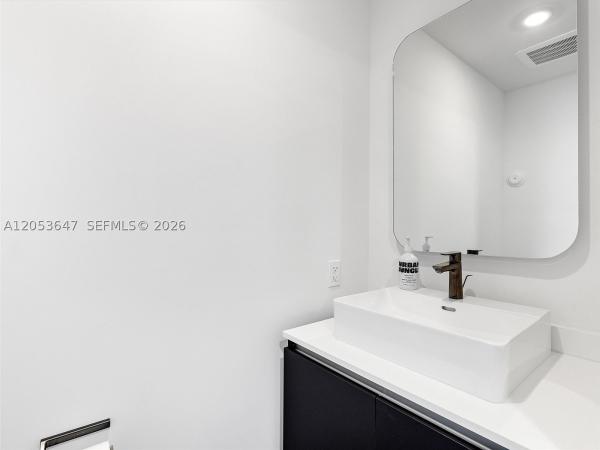 YotelPad Miami, 227 NE 2nd St #2706, Miami, Florida 33132, image 2
