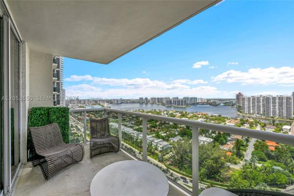Ocean Two, 19111 Collins Ave #2704, Sunny Isles Beach, Florida 33160, image 3