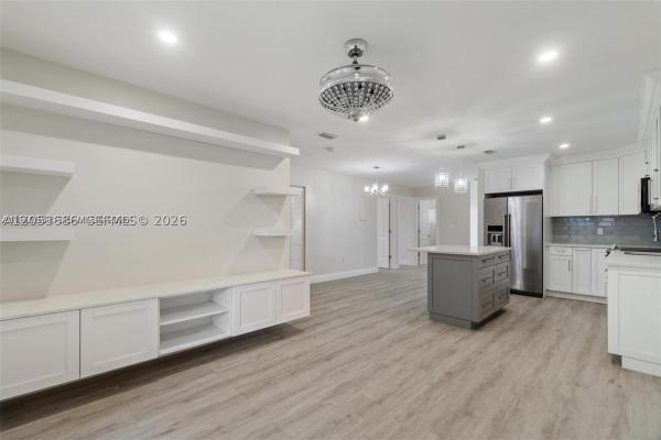 Private Village, 330 W 74th Pl, Hialeah, Florida 33014, image 1