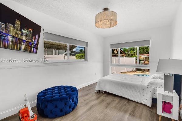 Middle River Manor, 2424 NE 18th Ave, Wilton Manors, Florida 33305, image 2