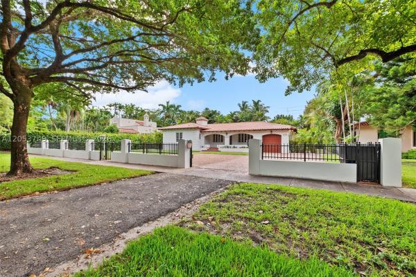 Granada, 1808 Granada Blvd, Coral Gables, Florida 33134, image 3