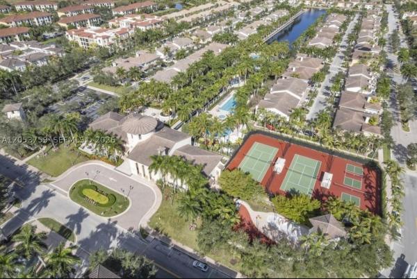 Artesia Courtyard Villas, Sunrise, Florida 33323, image 2