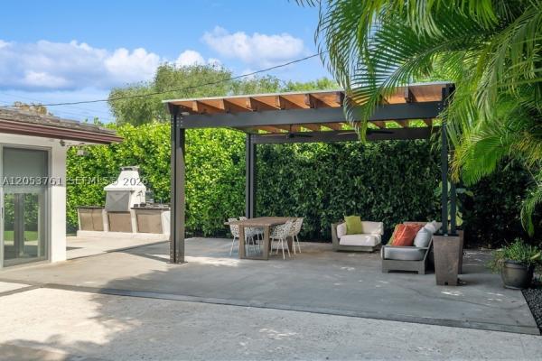 8215 SW 63rd Pl, Miami, Florida 33143, image 1