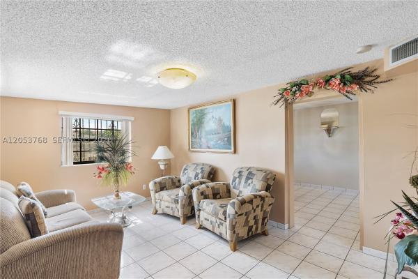 Hialeah Residential, 601 E 22nd St, Hialeah, Florida 33013, image 2