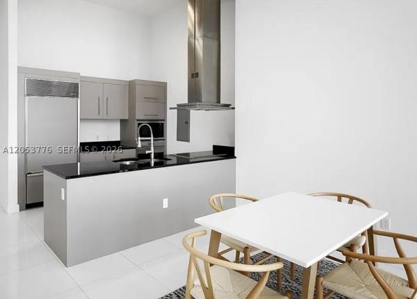 Icon Brickell Tower 2, 495 Brickell Ave #4105, Miami, Florida 33131, image 3
