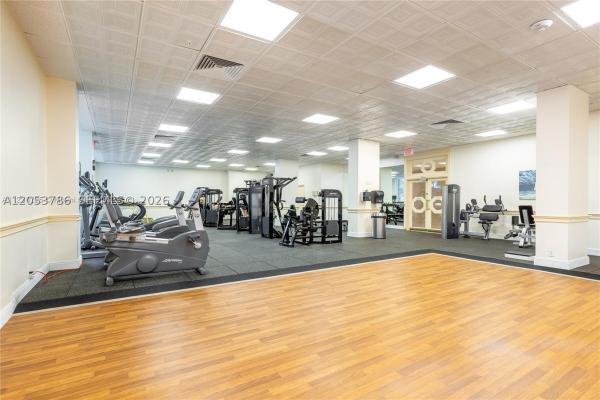 Parker Plaza Estates, 2030 S Ocean Dr #810, Hallandale Beach, Florida 33009, image 2