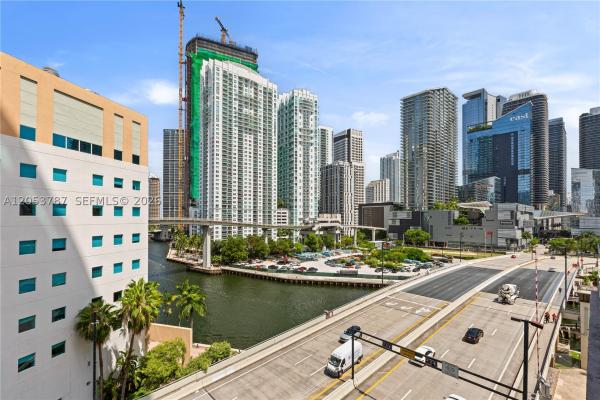 Wind, 350 S Miami Ave #2102, Miami, Florida 33130, image 3
