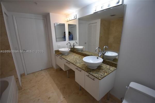 Brickell On The River South Tower, 41 SE 5th St #1506, Miami, Florida 33131, image 1