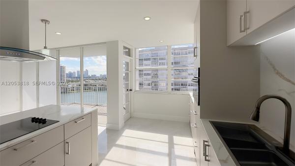 Del Prado, 18051 Biscayne Blvd #1601-1, Aventura, Florida 33160, image 2