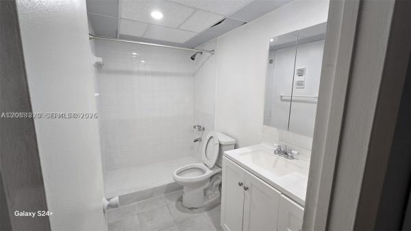 Samari Lake East, 10090 NW 80th Ct #1406, Hialeah Gardens, Florida 33016, image 3