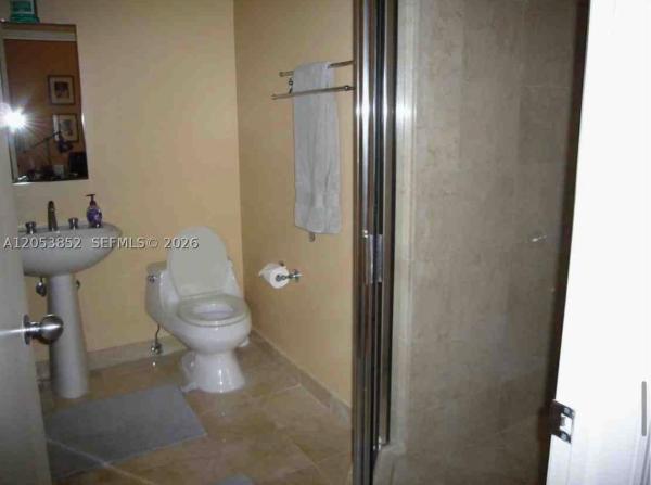 Two Tequesta Point, 808 Brickell Key Dr #606, Miami, Florida 33131, image 1