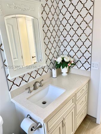 Meadowbrook Towers, 619 NE 14th Ave #301, Hallandale Beach, Florida 33009, image 2