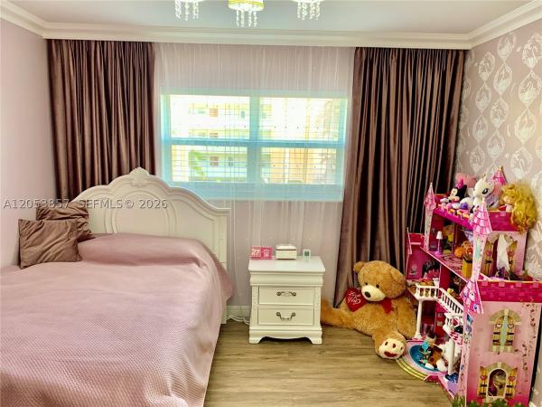 Meadowbrook Towers, 619 NE 14th Ave #301, Hallandale Beach, Florida 33009, image 1