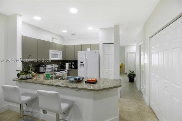 Las Brisas At Doral, 5701 NW 114th Ct #106, Doral, Florida 33178, image 3