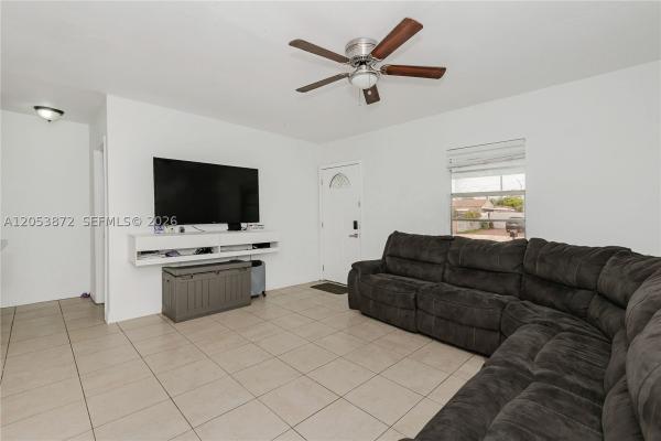 Essex Village, 681 NE 1st Pl, Hialeah, Florida 33010, image 1