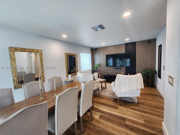 Laguna Springs 2, 594 Spinnaker, Weston, Florida 33326, image 1