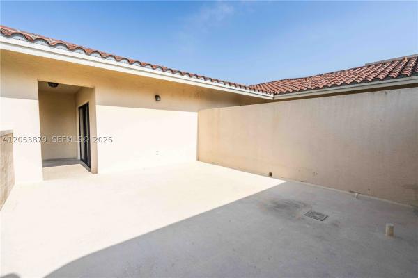 300 Majorca, 300 Majorca Ave #302, Coral Gables, Florida 33134, image 2