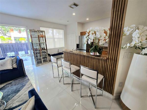 7831 NW 107th Ct, Doral, Florida 33178, image 1