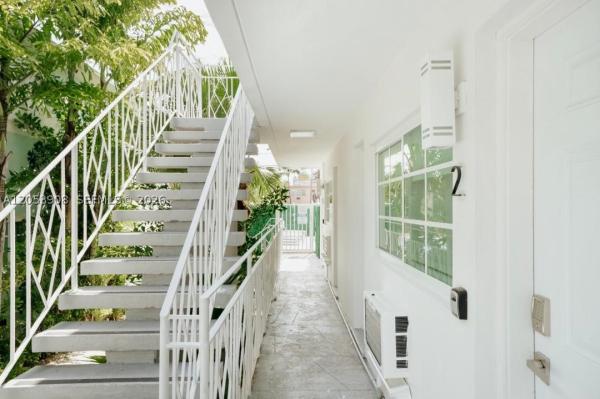 7830 Abbott Ave #3, Miami Beach, Florida 33141, image 2