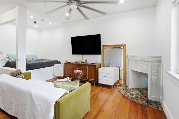 Espanola Court, 750 Espanola Way #5, Miami Beach, Florida 33139, image 2