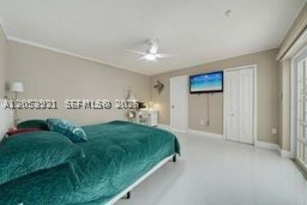 15431 SW 177th Ter, Unincorporated Dade County, Florida 33187, image 1