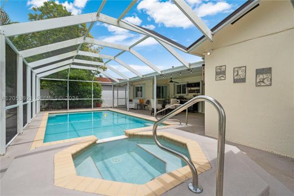 15431 SW 177th Ter, Unincorporated Dade County, Florida 33187, image 1