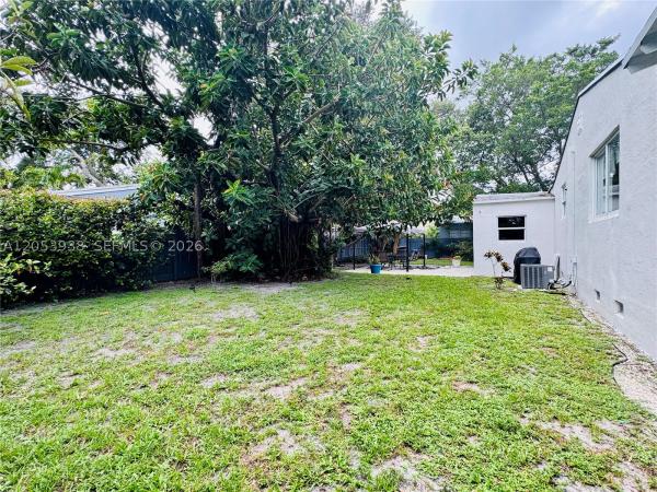 Dixie Gardens, 920 N 26th Ave, Hollywood, Florida 33020, image 3