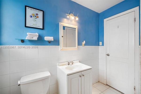 Douglas, 39 Sidonia Ave #2, Coral Gables, Florida 33134, image 2