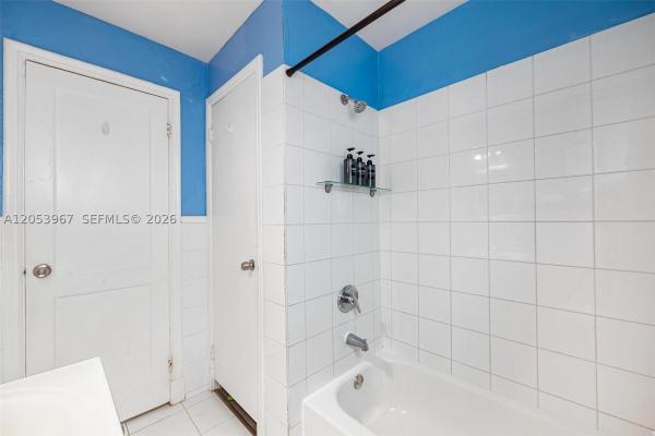 Douglas, 39 Sidonia Ave #2, Coral Gables, Florida 33134, image 3