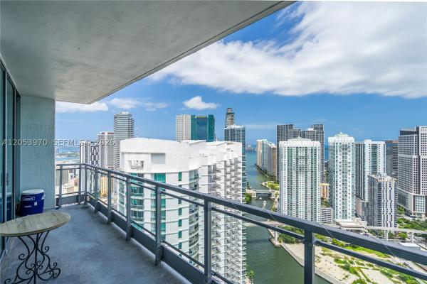 The Ivy At Riverfront, 90 SW 3rd St #4403, Miami, Florida 33130, image 3