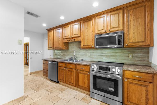 Windward Isle, 11610 NW 43rd St, Sunrise, Florida 33323, image 3