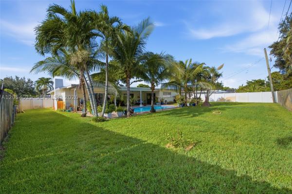 Plantation Park Lakesites, 5580 SW 7th St, Plantation, Florida 33317, image 2