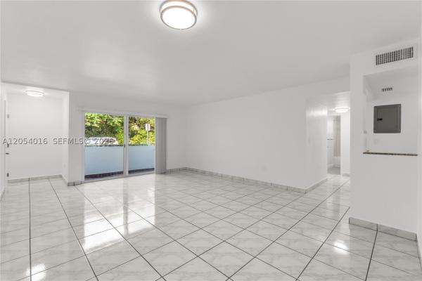 9354 SW 77th Ave #I1, Unincorporated Dade County, Florida 33156, image 2