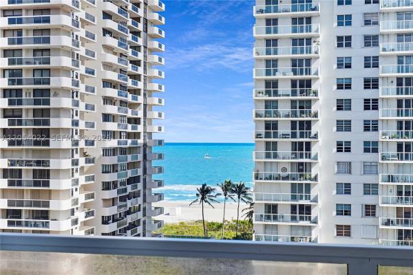 Seacoast 5700, 5700 Collins Ave #10C, Miami Beach, Florida 33140, image 2