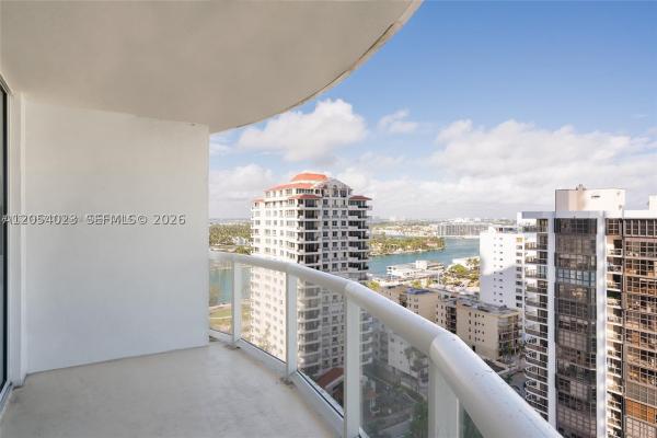 Akoya, 6365 Collins Ave #1811, Miami Beach, Florida 33141, image 3