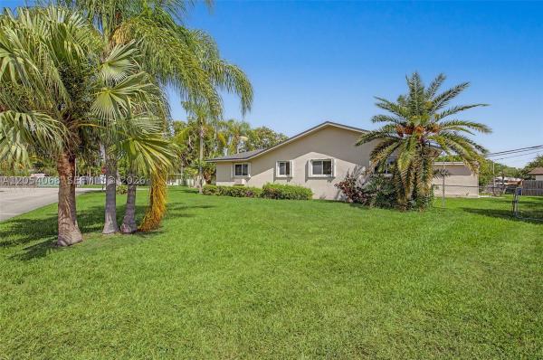 Laurel Hill Park, 14975 SW 89th Ave, Palmetto Bay, Florida 33176, image 3