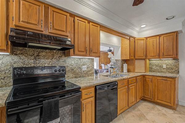Laurel Hill Park, 14975 SW 89th Ave, Palmetto Bay, Florida 33176, image 2
