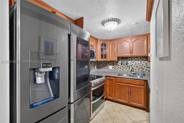 Jubilee Villas, 1060 NW 7th St #205, Miami, Florida 33136, image 3