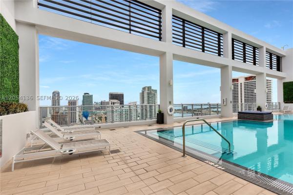 Centro, 151 SE 1st St #1107, Miami, Florida 33131, image 1