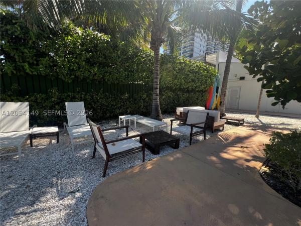 The Royal Club, 2457 Collins Ave #402, Miami Beach, Florida 33140, image 1