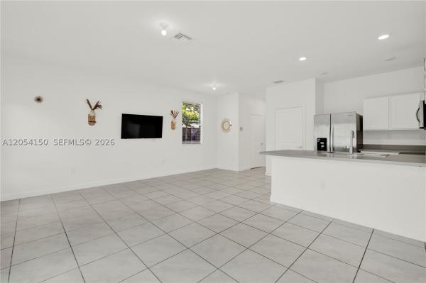 Regal Palm Square, 1161 SW 8th Ave, Florida City, Florida 33034, image 2