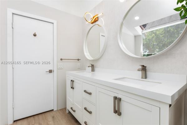 Laguna Springs 2, 524 Water Pt, Weston, Florida 33326, image 2