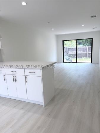 3809 SW 82nd Ave #V-20, Unincorporated Dade County, Florida 33155, image 1
