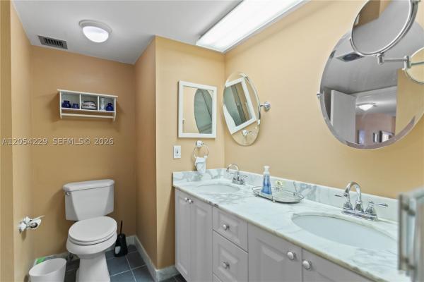 Ocean Club, 4020 Galt Ocean Dr #203, Fort Lauderdale, Florida 33308, image 3
