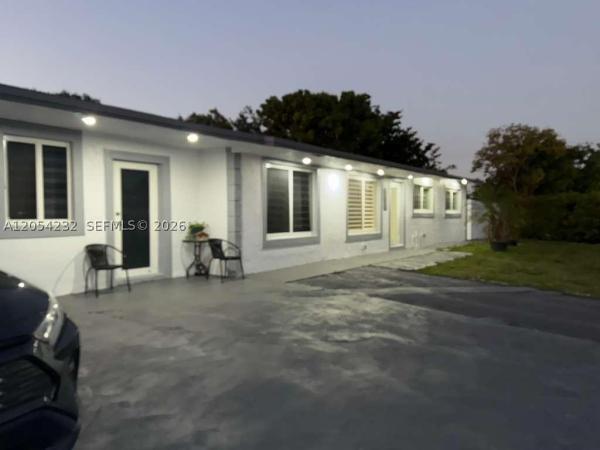 5111 NW 178th Ter, Miami Gardens, Florida 33055, image 2