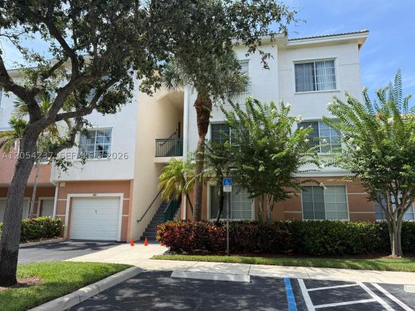 9208 W Myrtlewood Cir W #208, Palm Beach Gardens, Florida 33418, image 1
