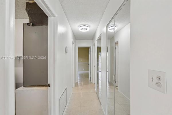 Applegreen, 375 SW 61st Ter, Margate, Florida 33068, image 1